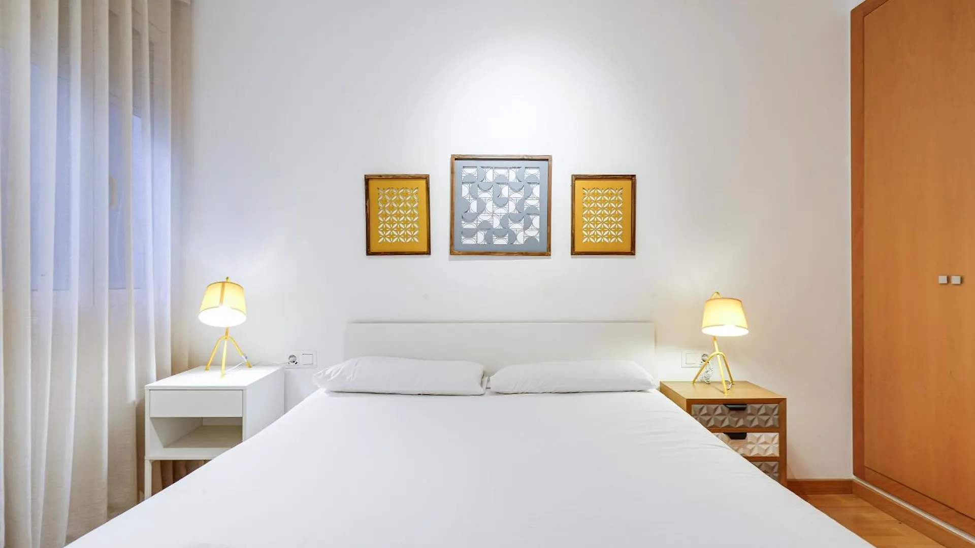 Gran Via City Center Apartment Barcelona